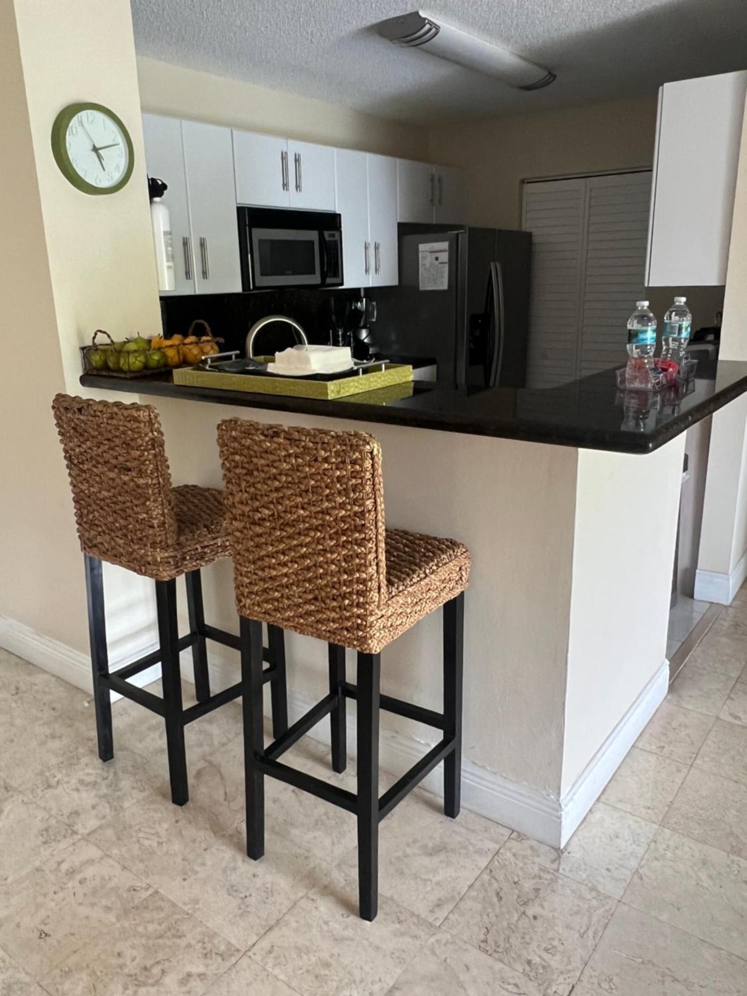 Renovated 2/2 Unit at Yacht Club/Aventura Appartement Buitenkant foto