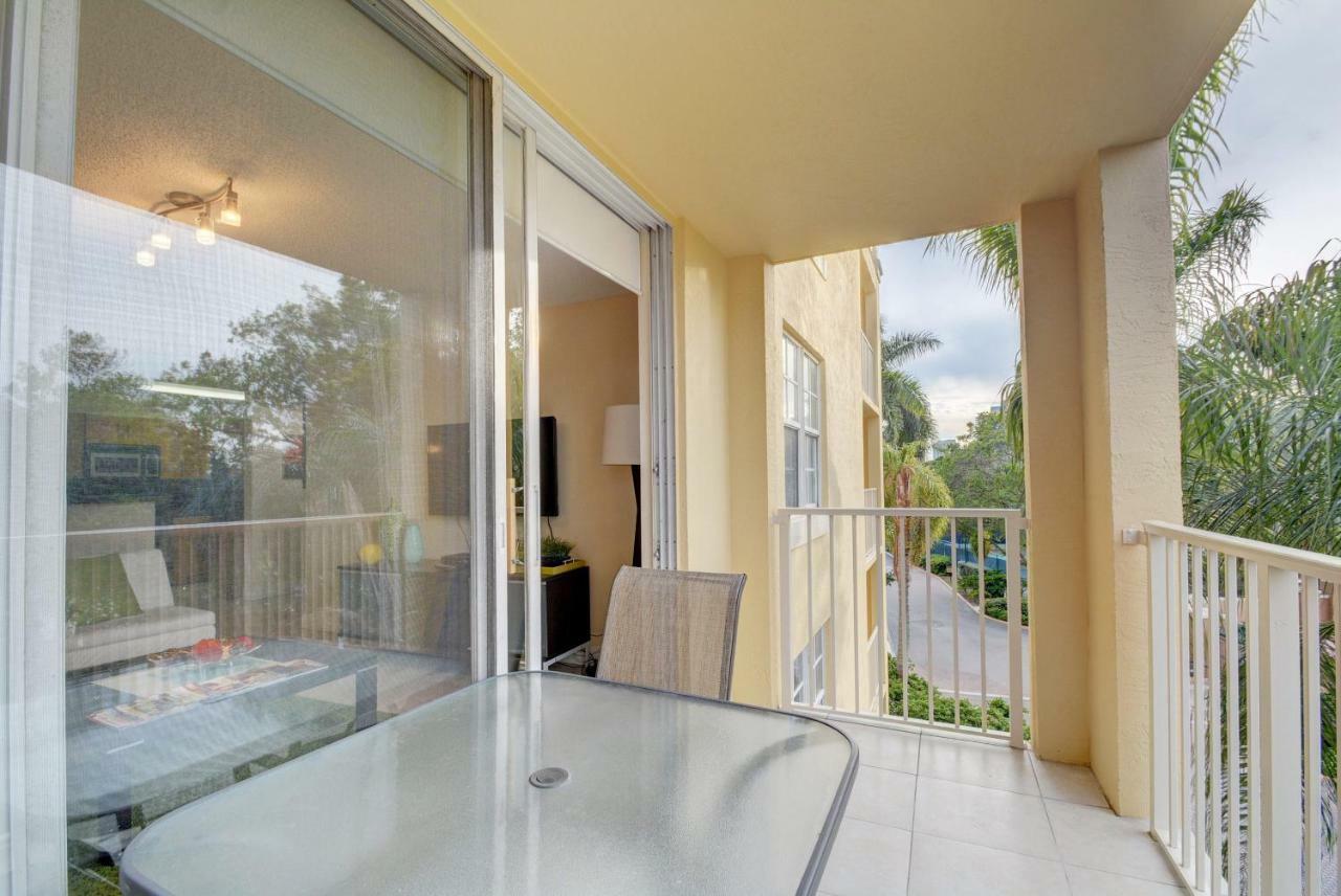 Renovated 2/2 Unit at Yacht Club/Aventura Appartement Buitenkant foto