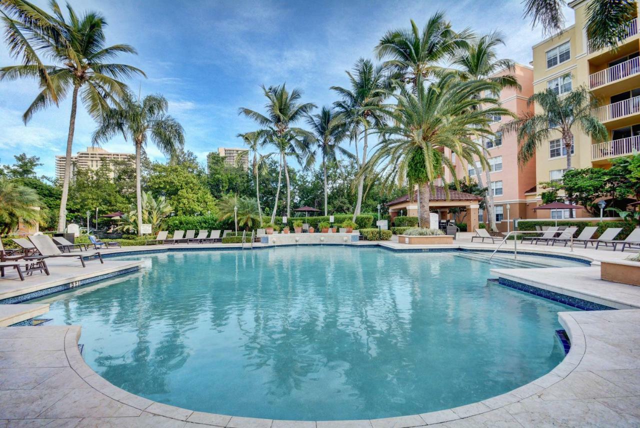Renovated 2/2 Unit at Yacht Club/Aventura Appartement Buitenkant foto